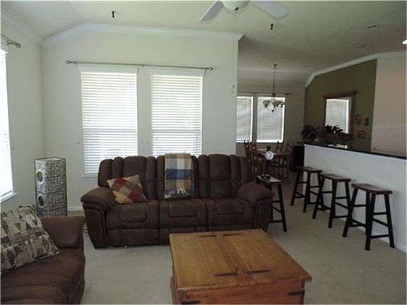 4th image of 4702 La Escalona Dr