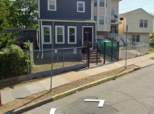712-714 S 14th St, Newark, NJ 07103