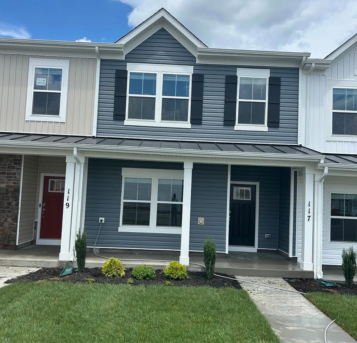 3 bed, 1509 sqft, $2,200 — Photo 1