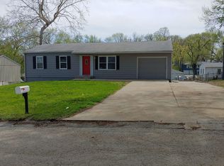 8431 Tauromee Ave, Kansas City, KS 66112