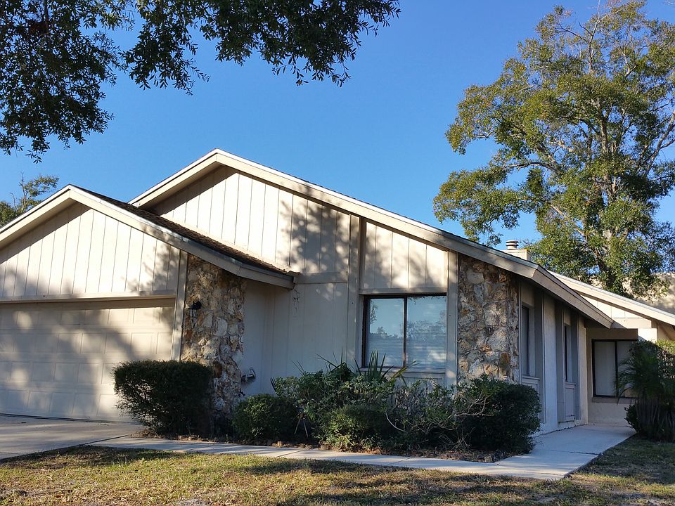 1st image of 295 Drosdick Dr