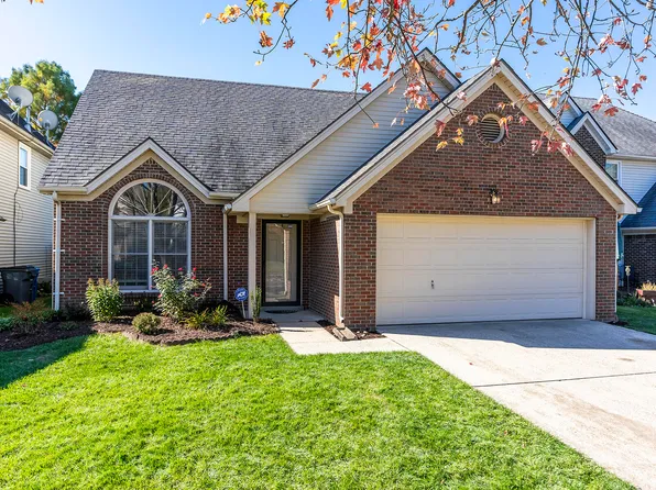 3781 White Pine Dr, Lexington, KY 40514
