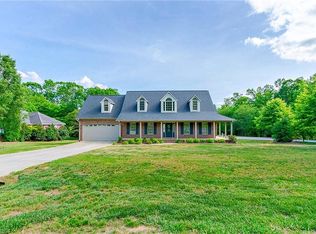 104 Victorian Ct, Randleman, NC 27317