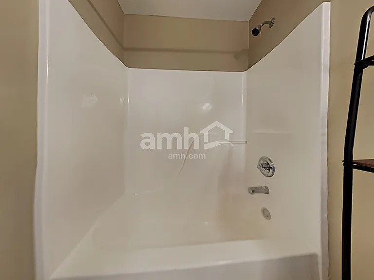 5006 Horsestall Dr — Photo 16