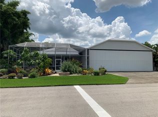 4218 Skyway Dr, Naples, FL 34112