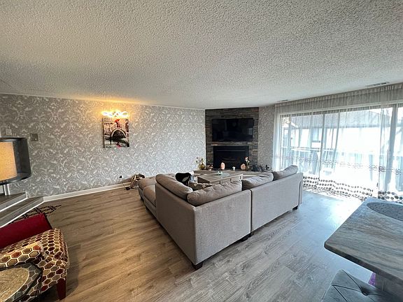 4th image of 8245 Juniper Ct #37D