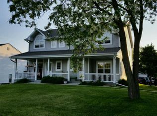 2344 Oakdale Dr, City Of Waukesha, WI 53189