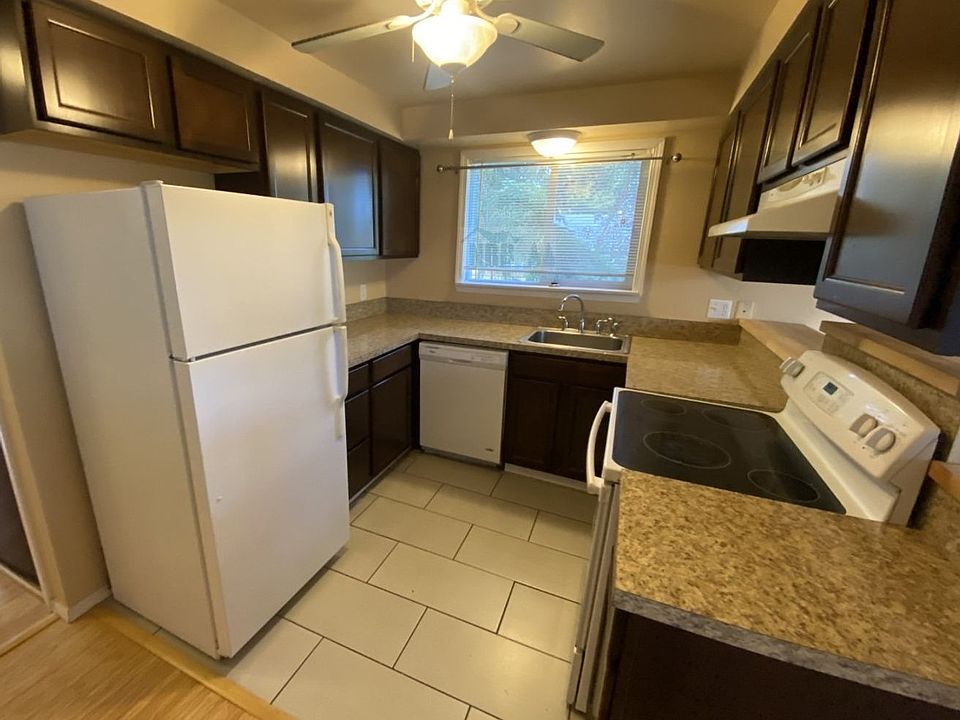 1st image of 214 Messenger St SE APT C