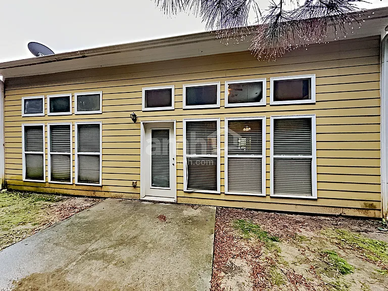 2263 Worrall Hill Dr — Photo 18