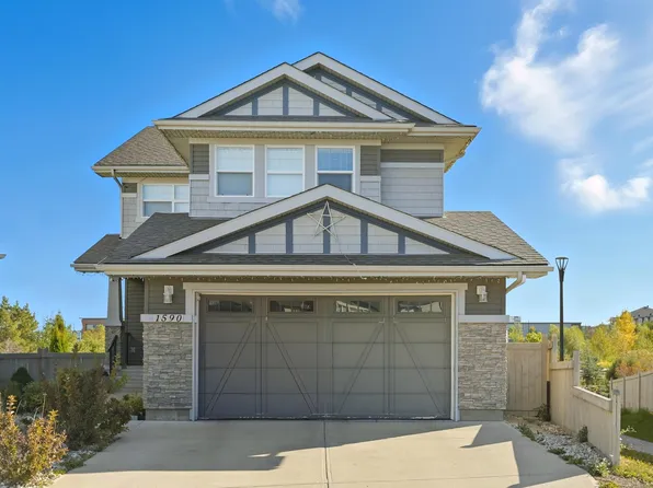 1590 Chapman Way SW, Edmonton, AB T6W 0Z2