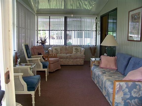 5th image of 524 Montego Bay Dr