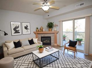 470 N 1st Ave APT 203, Iowa City, IA 52245