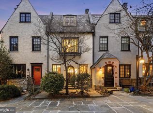 2139 Saint James Pl, Philadelphia, PA 19103