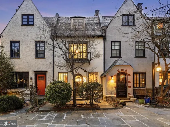 2139 Saint James Pl, Philadelphia, PA 19103