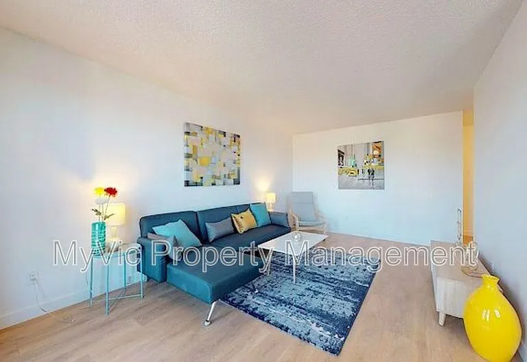 8927 82nd Ave NW — Photo 5