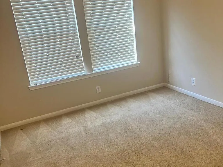 6035 Hart Fld — Photo 23