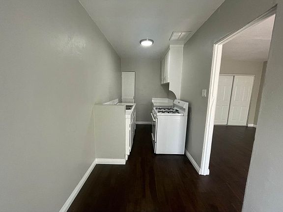 3rd image of 1001-1007 Banning Blvd #343-75