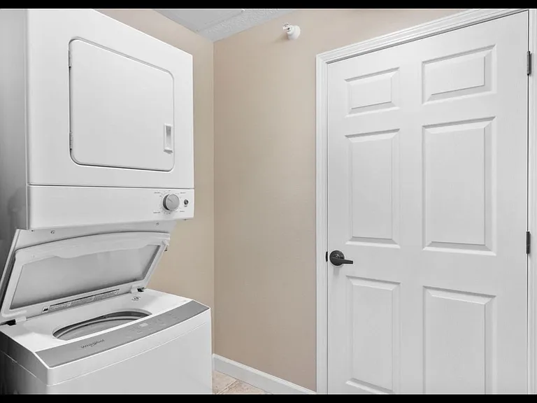 250 Lakewood Dr #5205 — Photo 25