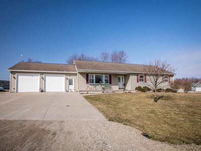 2165 Stewart Dr, Washington, IA, 52353