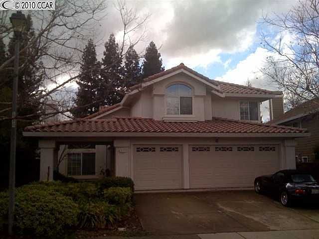 1st image of 411 Skycrest Dr