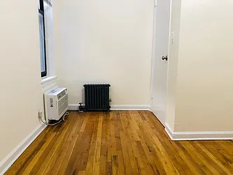 Rented by Urban Real Estate Inc