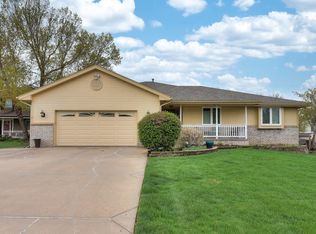17469 U St, Omaha, NE 68135