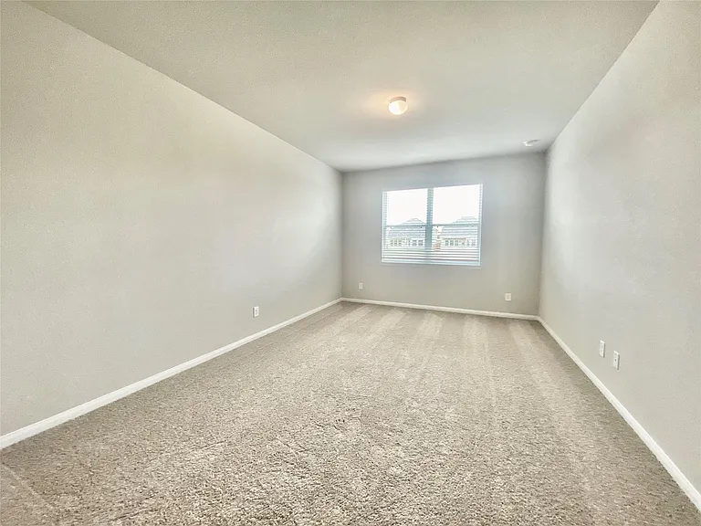 24639 Signorelli Way — Photo 6