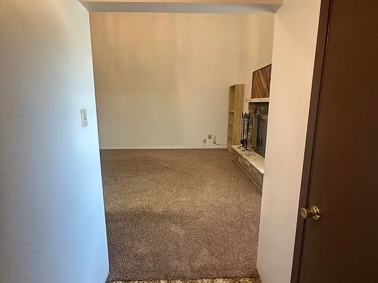 2201 N Norris St — Photo 6