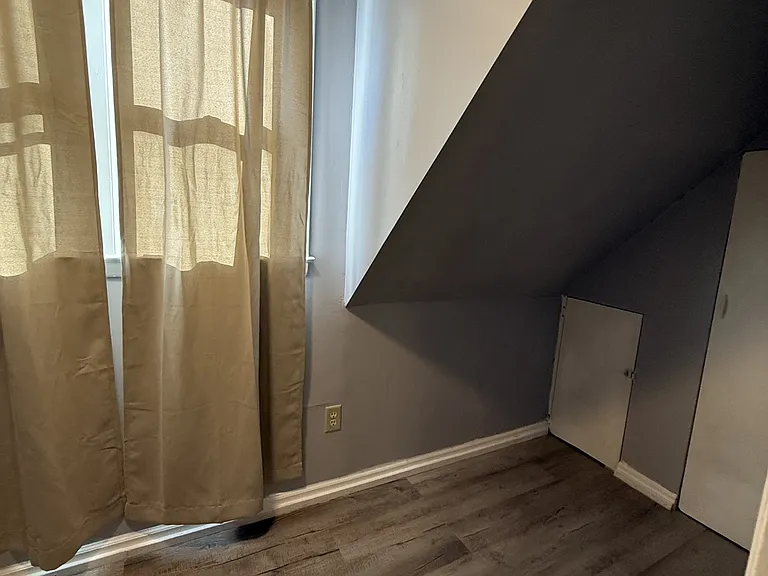 28 Cedar St #3 — Photo 21