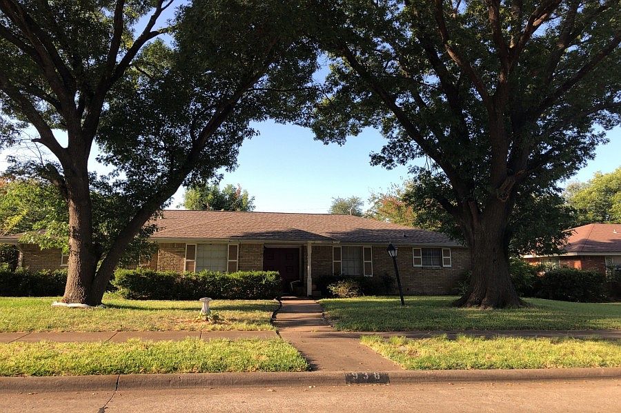 1st image of 938 Birchwood Dr
