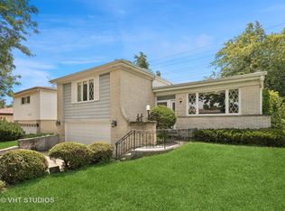 7957 Beckwith Rd, Morton Grove, IL 60053