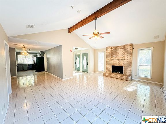 4th image of 907 Taos Dr