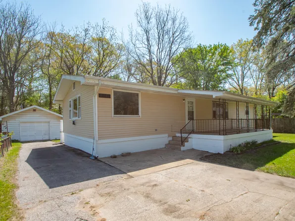 2681 Hickory St, Portage, IN 46368