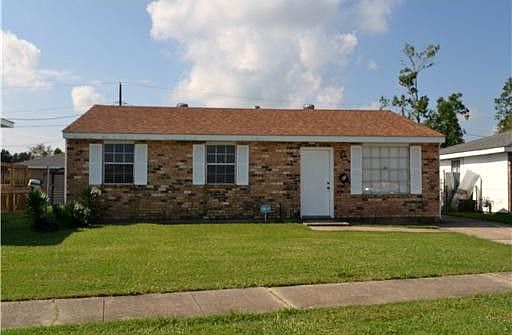 1st image of 85 Marie Dr