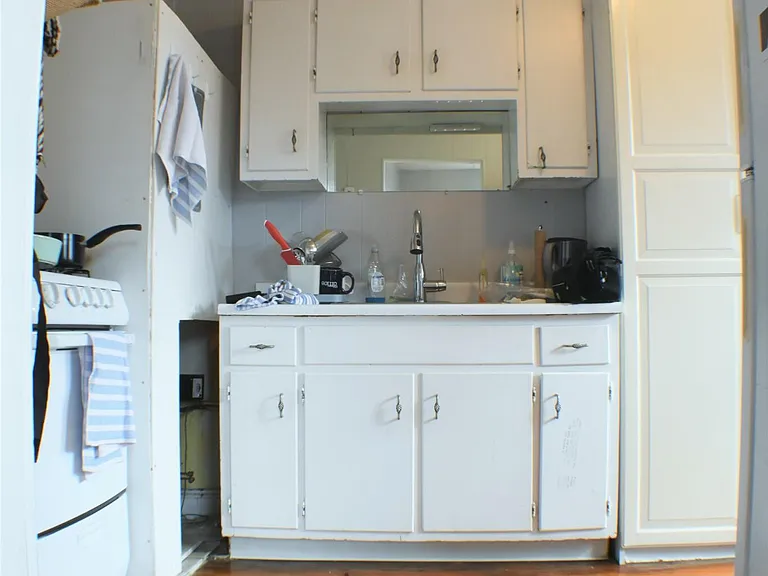 158 Salem St #8 — Photo 5