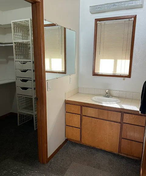 Secondary Master Sink and Walk-in Closet