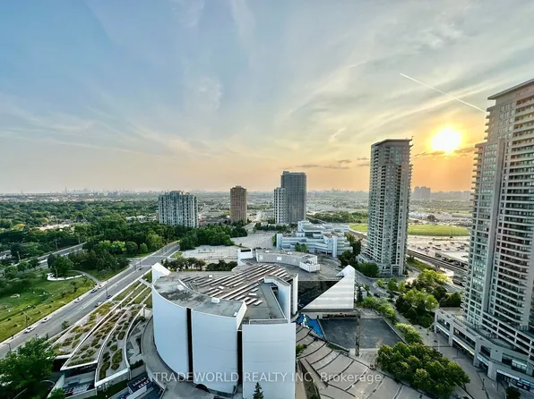 60 Town Centre Ct #610, Toronto, ON M1P 0B1