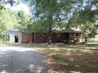 240 Warren Dr, Mount Ulla, NC 28125