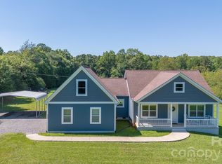 3154 43rd Ave NE, Hickory, NC 28601