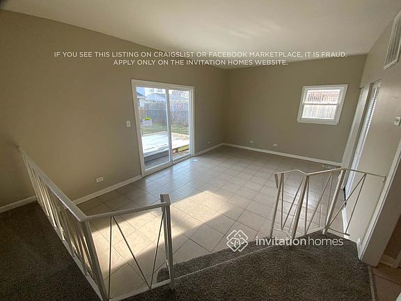3rd image of 906 E Sayles Dr
