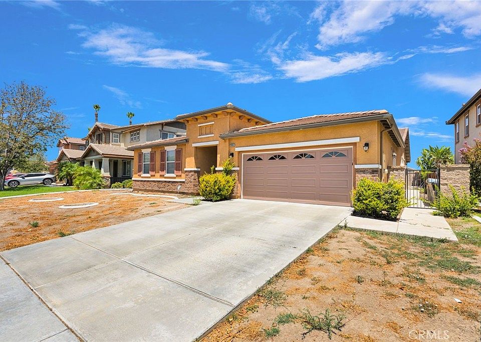 2nd image of 29352 Tremont Dr