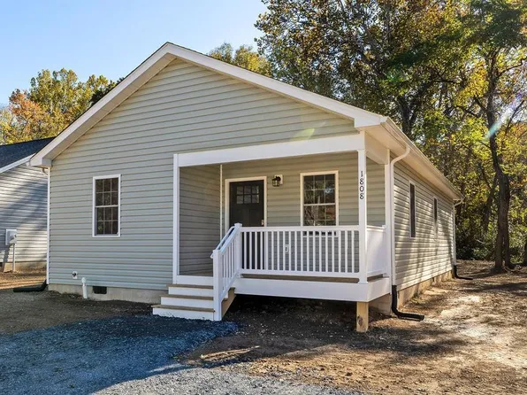 1808 2nd St, Waynesboro, VA 22980