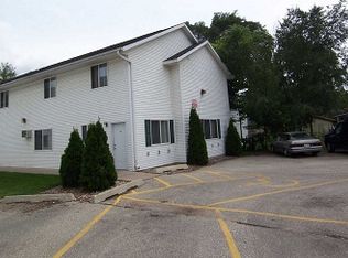 916 6th St S APT 4, La Crosse, WI 54601