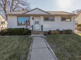 7937 W Grantosa Dr, Milwaukee, WI 53218