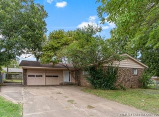 908 E Elgin Ave N, Broken Arrow, OK 74012