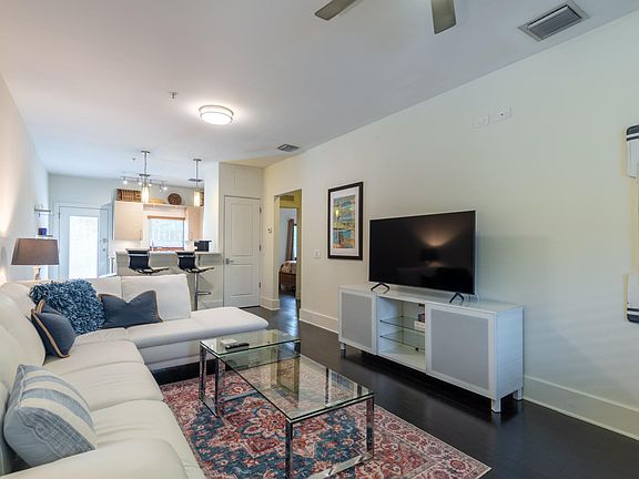 5th image of 520 W Swoope Ave APT G