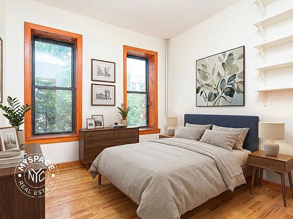 4th image of 322 Rodney St APT 17