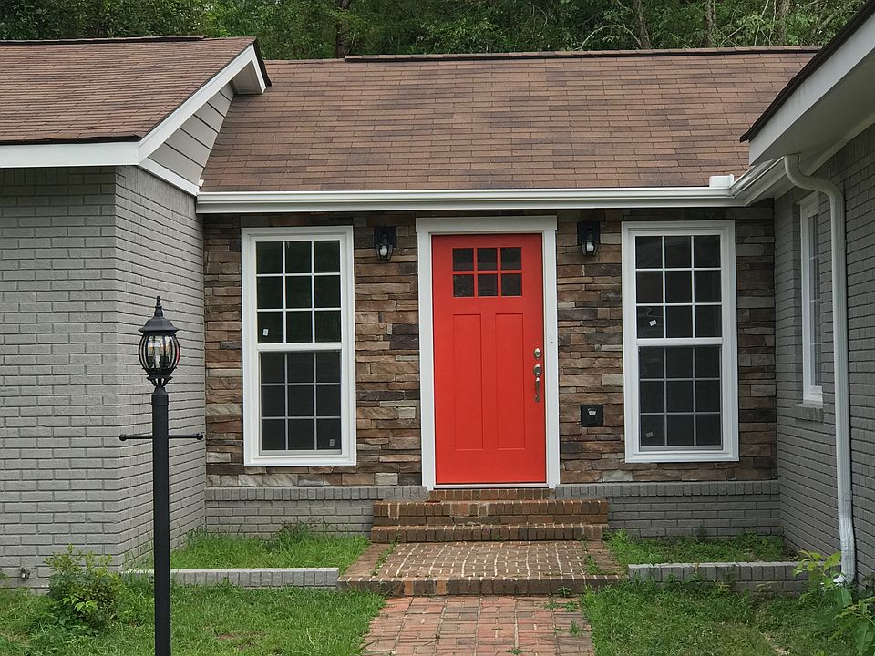 1st image of 2886 Lakeside St