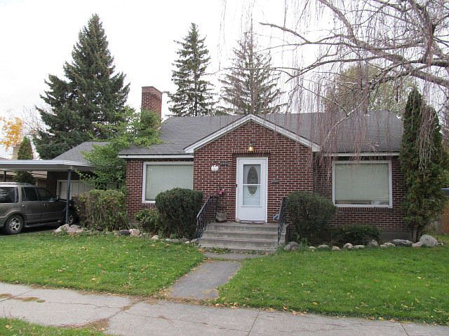 1st image of 440 9th St