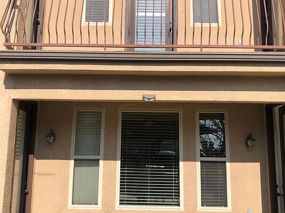 4th image of 2491 S Bundy Dr